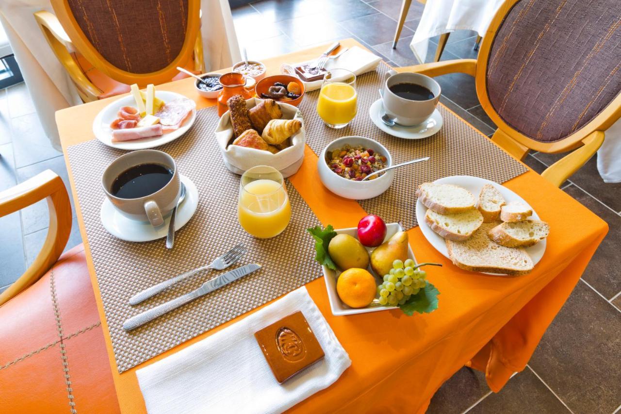 Hotel Auberge De Chavannes Courlans Ngoại thất bức ảnh